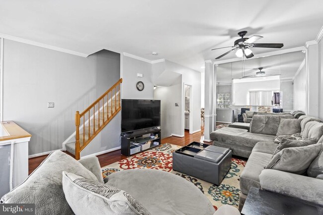Building Photo - 4023 Cressida Pl