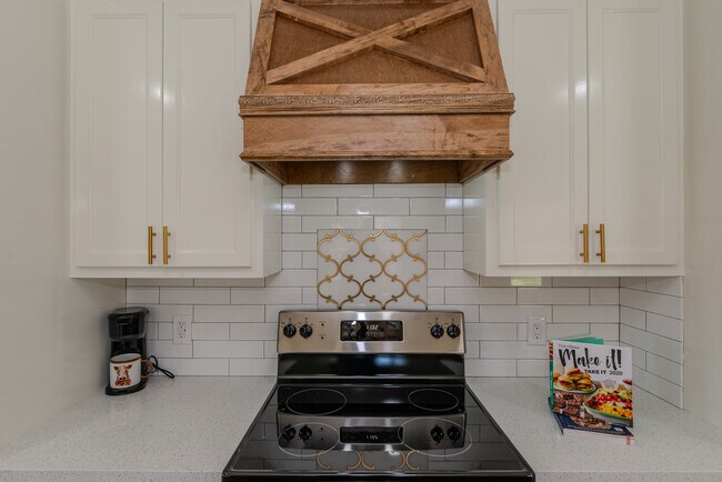 Foto del edificio - 1335 Stacewood Dr