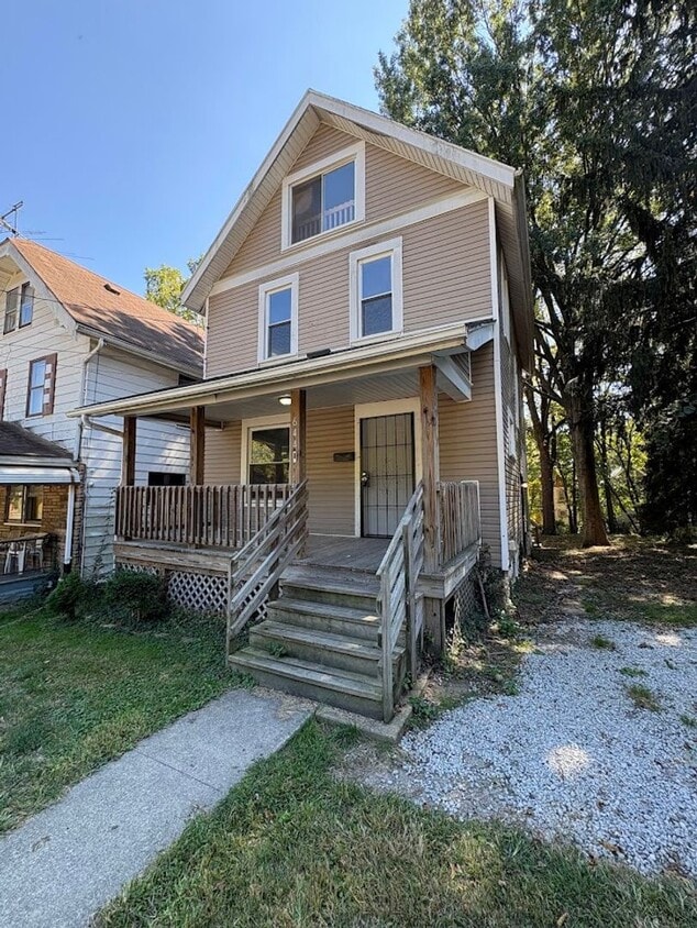 Primary Photo - Four bedroom one bathroom home for rent