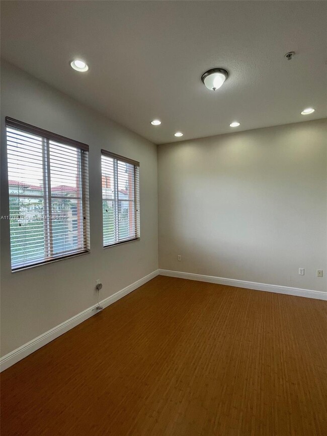 Building Photo - 2925 NW 126th Ave
