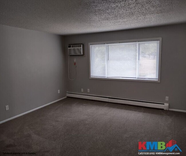 Building Photo - 300 Pirie Dr