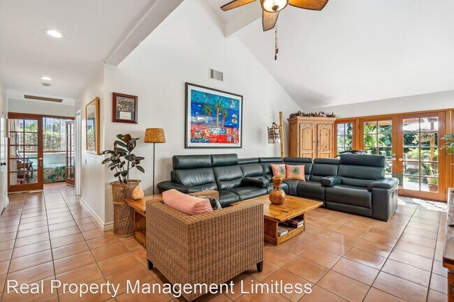 Building Photo - 3 br, 2 bath House - 2782 E. Sierra Drive