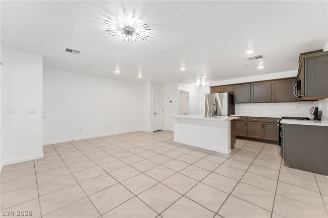 Building Photo - 3621 Hestia Ave