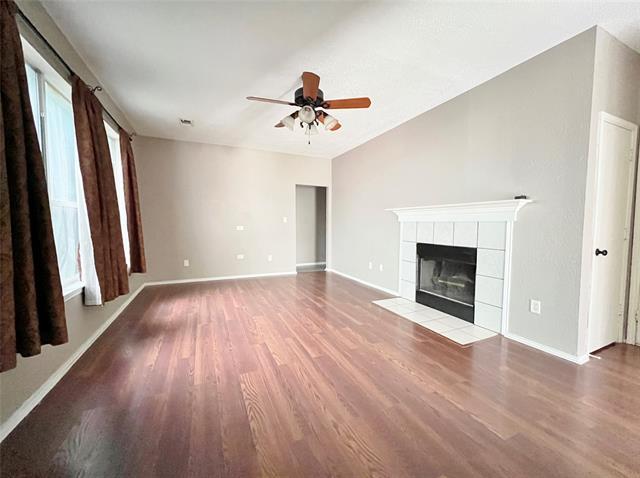 Foto del edificio - 2809 Newport Ave