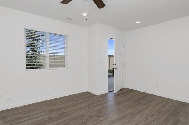 Building Photo - Lovely 3-Story Townhomes in The Brickyard ...