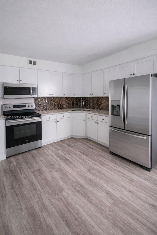 Foto del edificio - 1175 NE Miami Gardens Dr