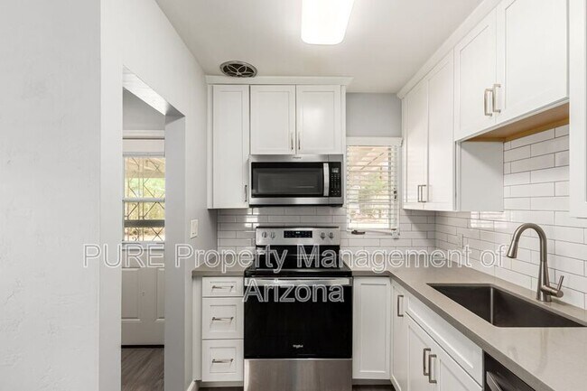 Foto del edificio - 1534 E Griswold Rd