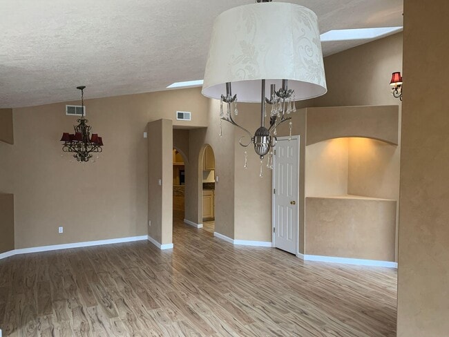 Building Photo - 13108 Calle Azul SE