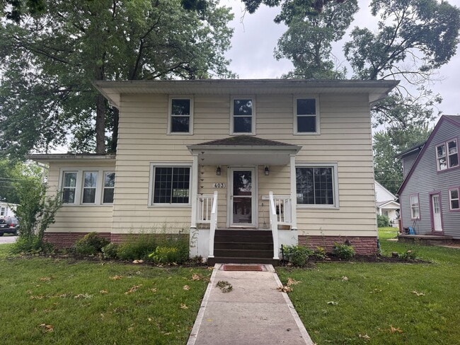 Building Photo - 403 Englewood Ct