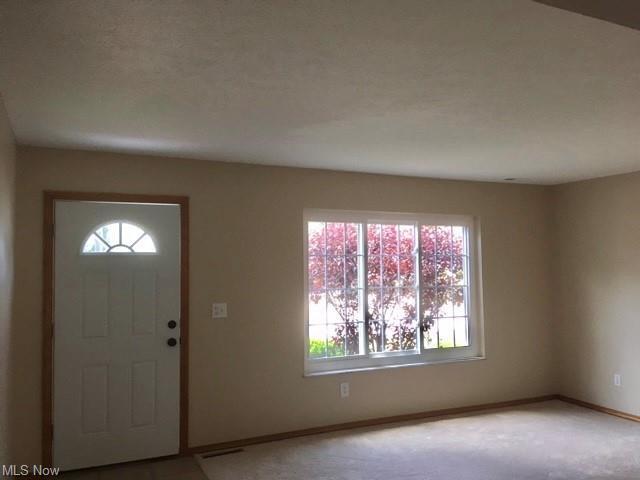 Building Photo - 9665 Ryan Dr
