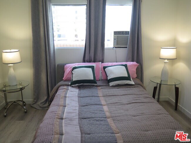 Foto del edificio - 1022 Croft Ave