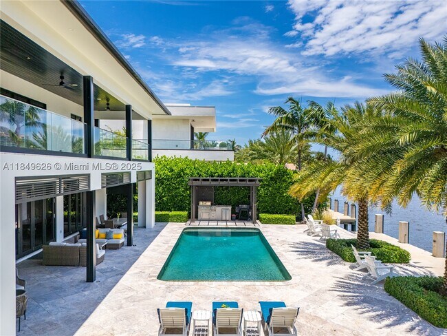 Foto del edificio - 632 Intracoastal Dr