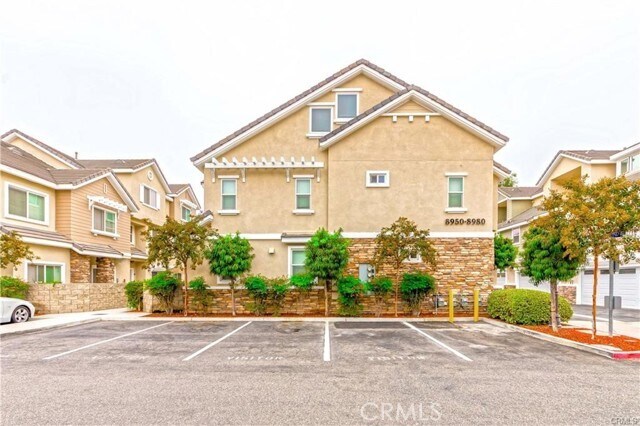 Foto del edificio - 8970 Diamond Ct