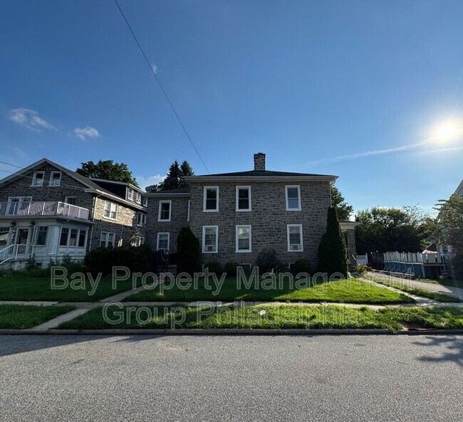 Foto del edificio - 510 Harper Ave