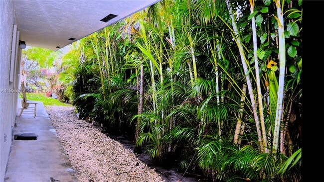 Foto del edificio - 274 SW 9th St