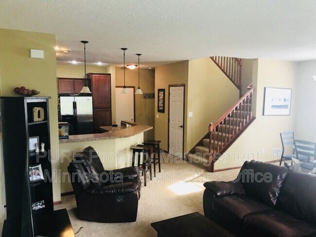 Foto del edificio - 3333 Cherry Ln