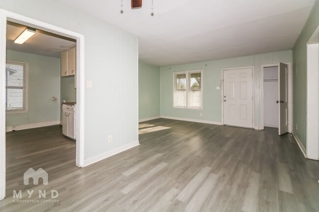 Building Photo - 1441 Miami Dr