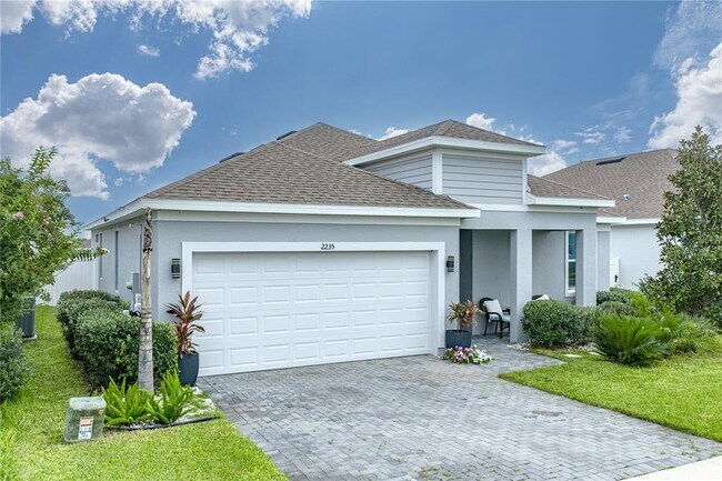 Building Photo - 2235 Pigeon Plum Dr