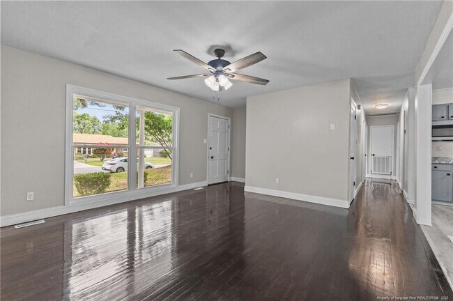 Foto del edificio - 7238 Ainsley St