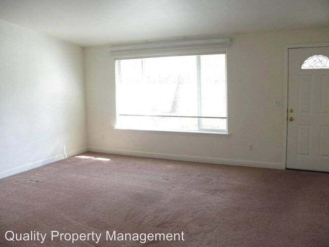 Building Photo - 1607-1607 Robin Way