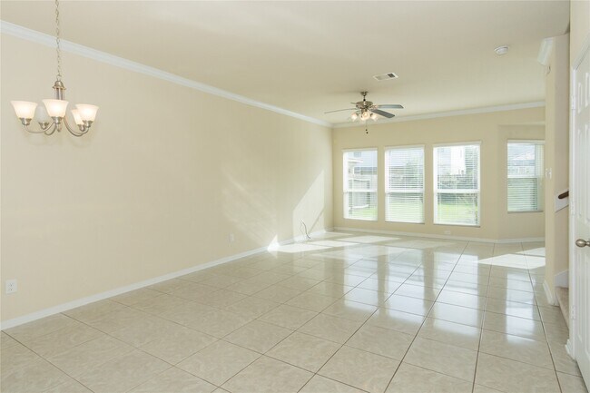 Foto del edificio - 2535 Elm Crossing Trail