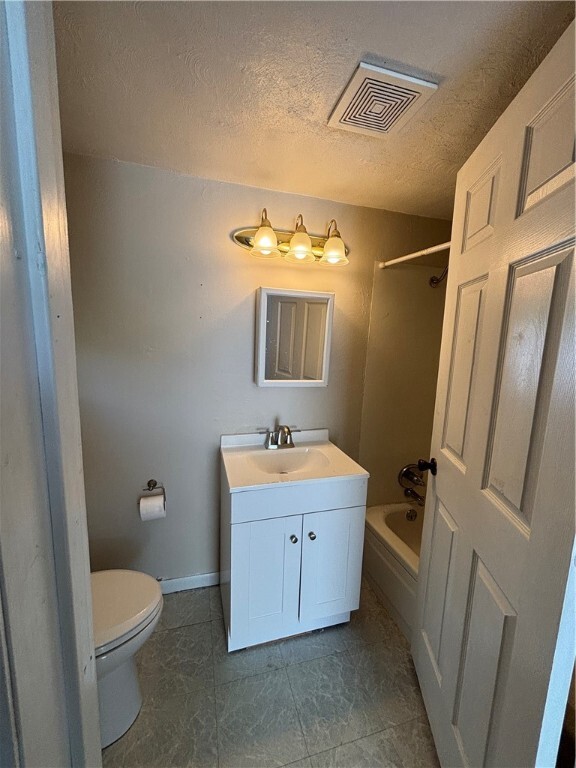 Building Photo - 759 Carpenter St