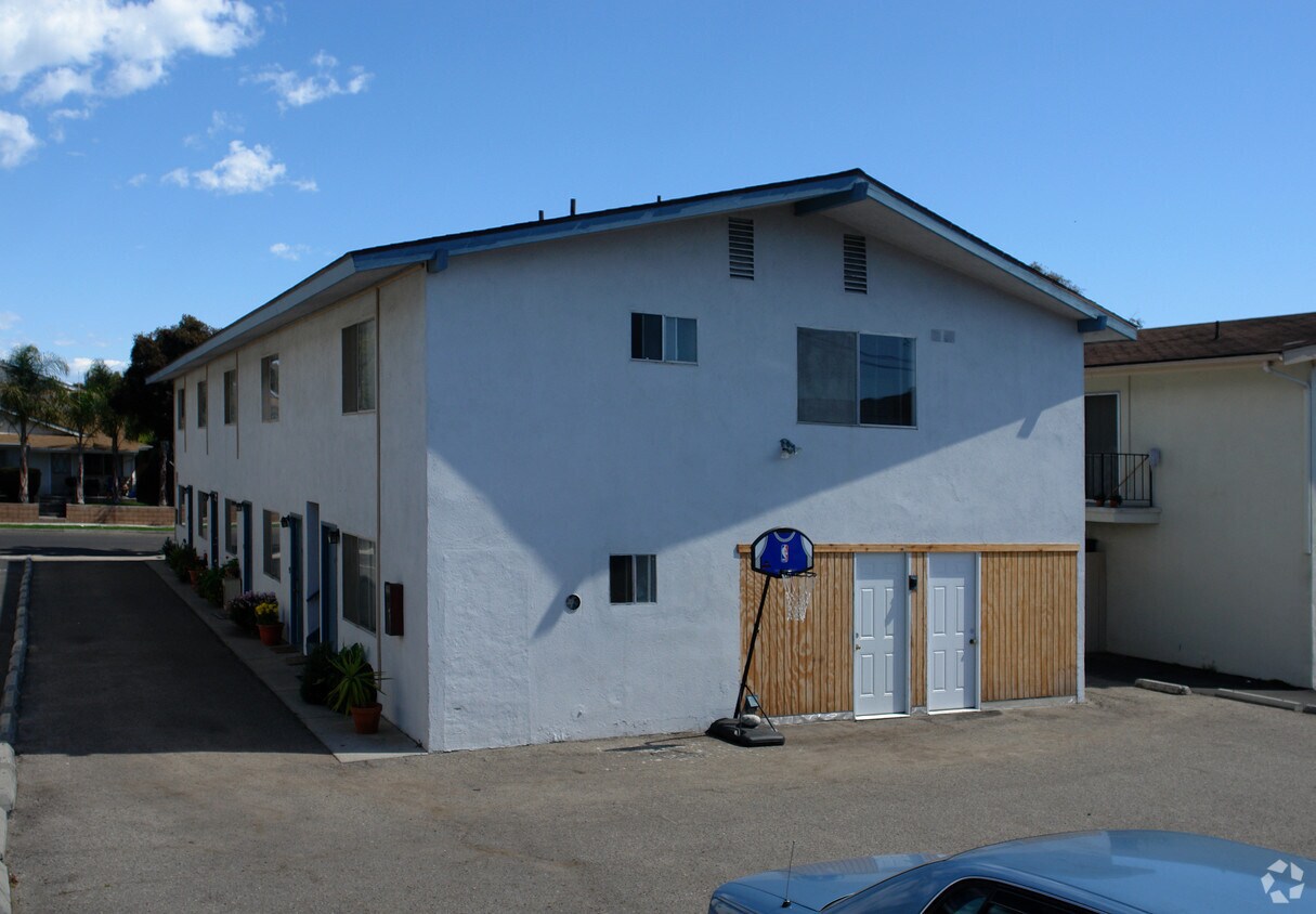 Building Photo - 251 Mathilda Dr