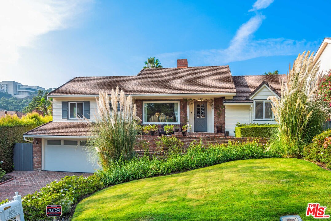 11381 Thurston Pl, Los Angeles, CA 90049 House Rental in Los Angeles