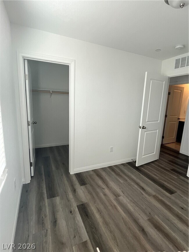 Foto del edificio - 398 Moonlight Opera Ct