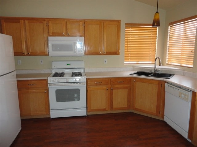 Building Photo - 9563 Lavarun Ct