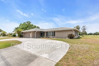 Building Photo - 2006 S Beneva Rd