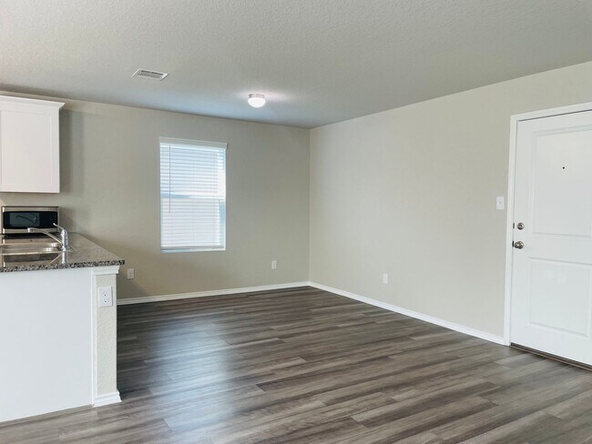 Building Photo - 8918 Lamus Wheel