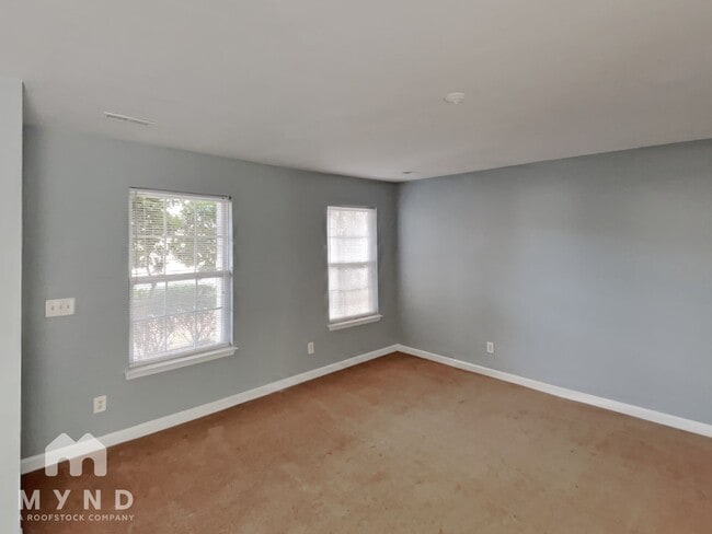 Building Photo - 14008 Mallard Lake Rd