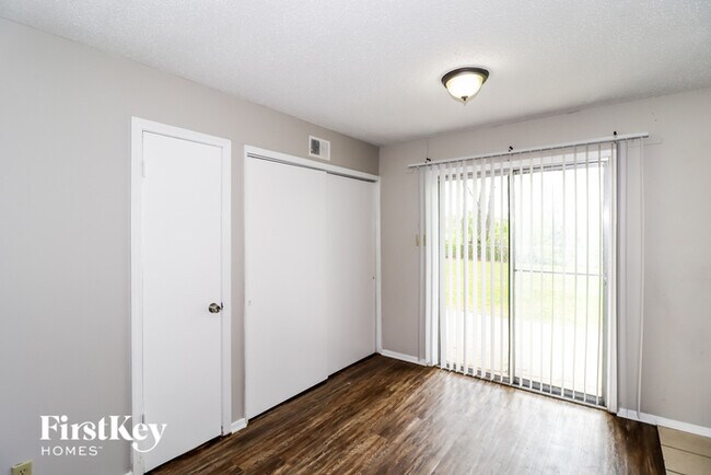Foto del edificio - 5728 Ballenmoor Dr