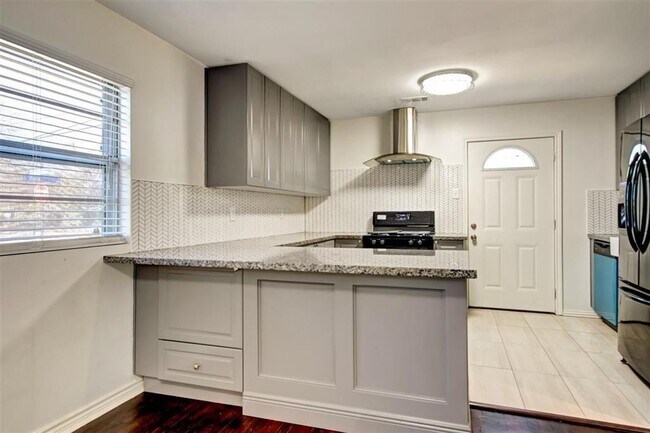 Foto del edificio - 1316 Zora St