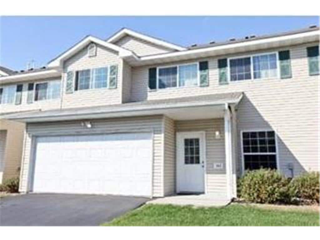 162 Bridgewater Trail, Hudson, WI 54016 Townhome Rentals in Hudson WI