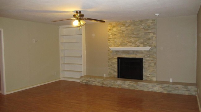 Foto del edificio - 3480 State Road 2130