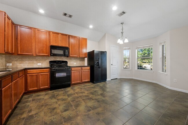 Building Photo - 3031 Lockeridge Village Dr