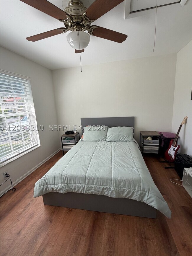 Foto del edificio - 2540 SW 14th Ct