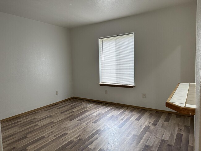 Foto del edificio - 853 Ocean Shores Blvd NW