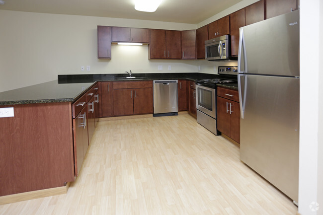 Interior Photo - West Lake III Apartments