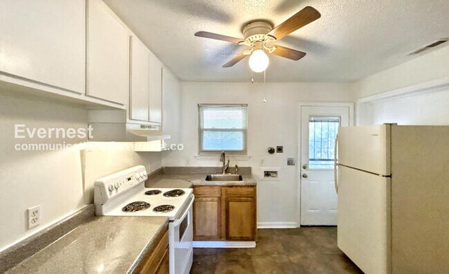 Foto del edificio - 1809 N Hawthorne St