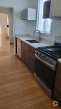 Building Photo - 5429 Van Fleet Ave