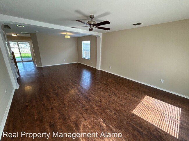 Building Photo - 3 br, 2.5 bath House - 10715 Pony Mesa