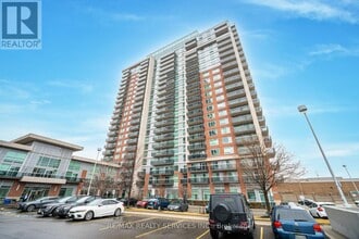 Building Photo - 215-215 Queen St E