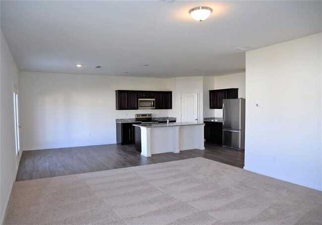 Building Photo - 4374 Kendrick Cir
