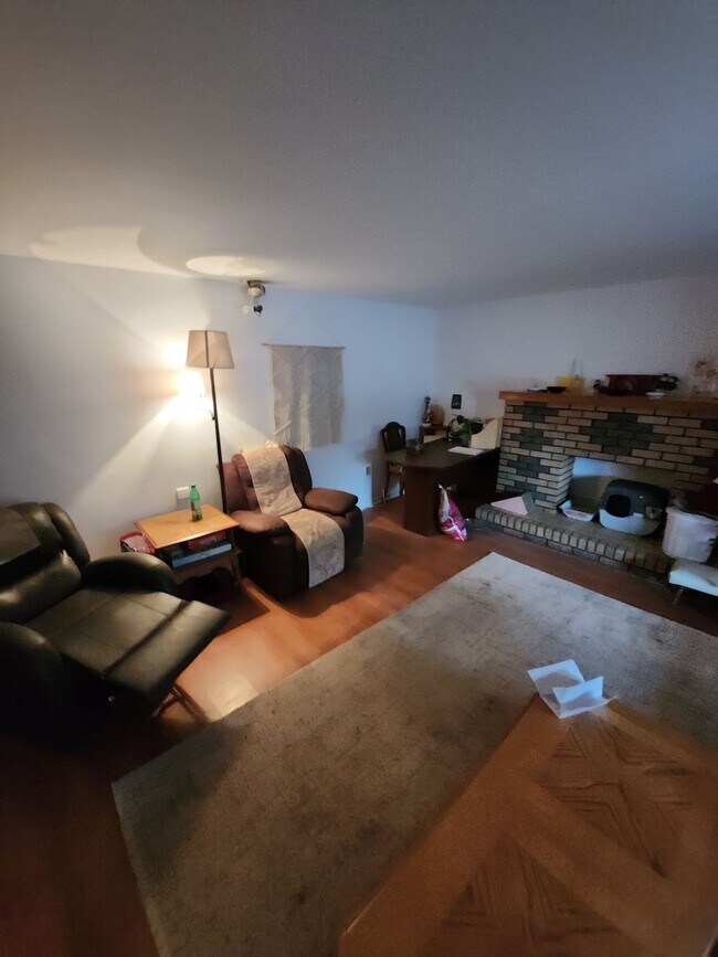 Photo du bâtiment - 10 Ridgewood Dr