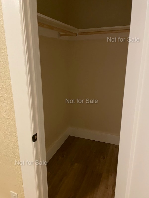 Building Photo - 1526 E McKinley St