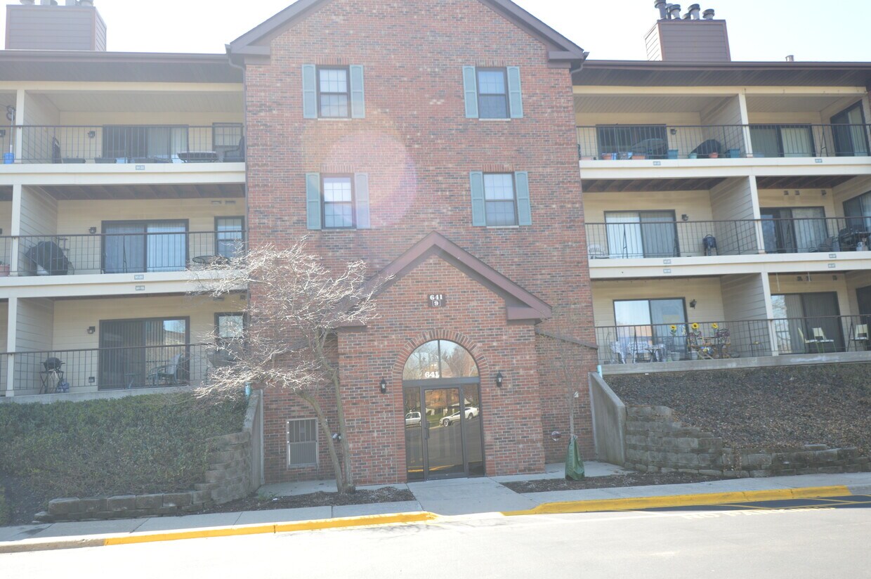 Primary Photo - 641 Hapsfield Ln