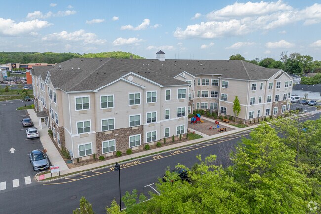 Foto del edificio - Morris Marketplace Apartments
